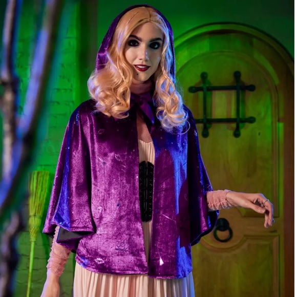 🆕 Disney Hocus Pocus Sarah Sanderson Witch Costume Accessory Set for Adults - Picture 2 of 11